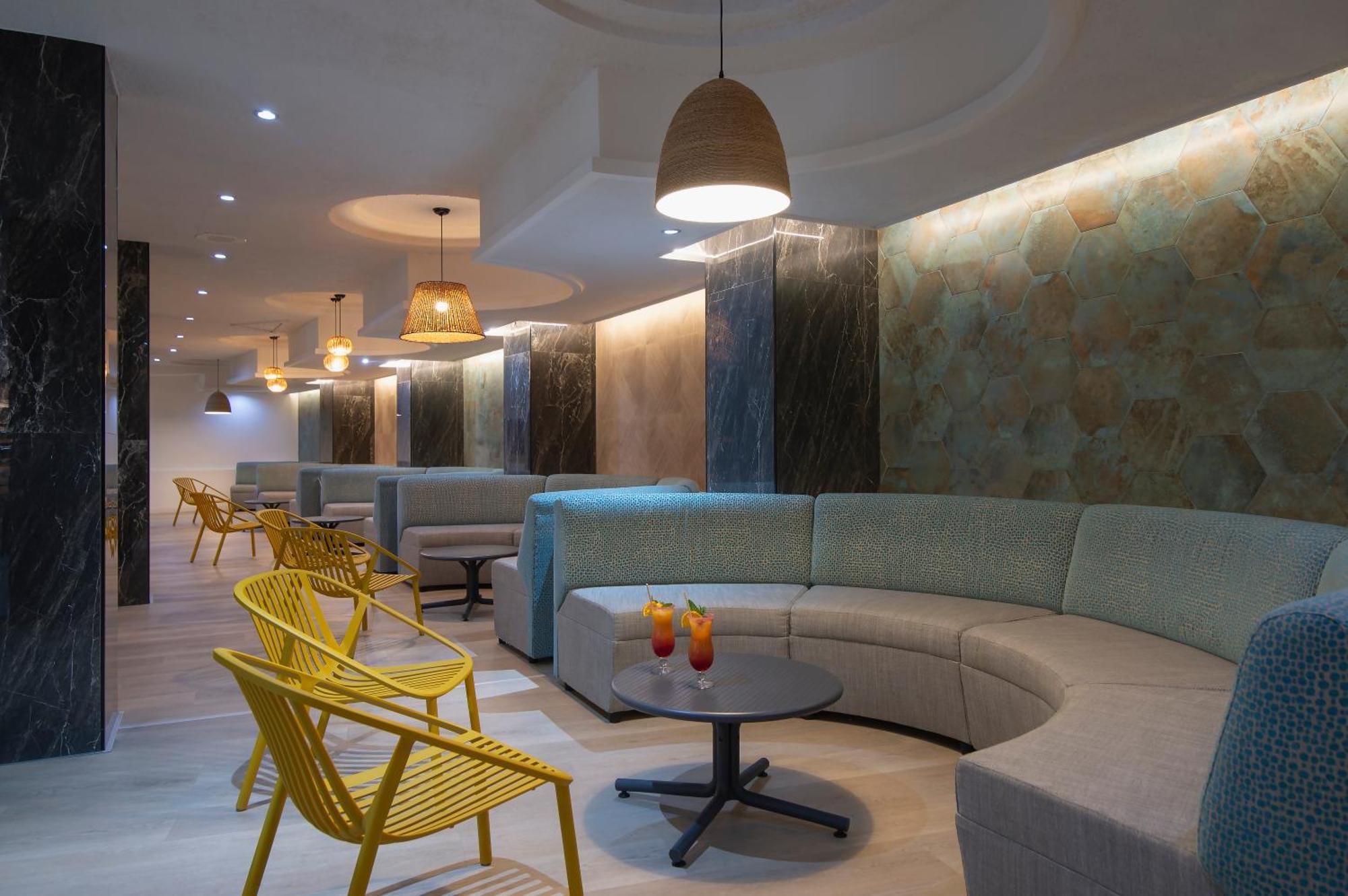 Hotel Benidorm East By Pierre & Vacances מראה חיצוני תמונה