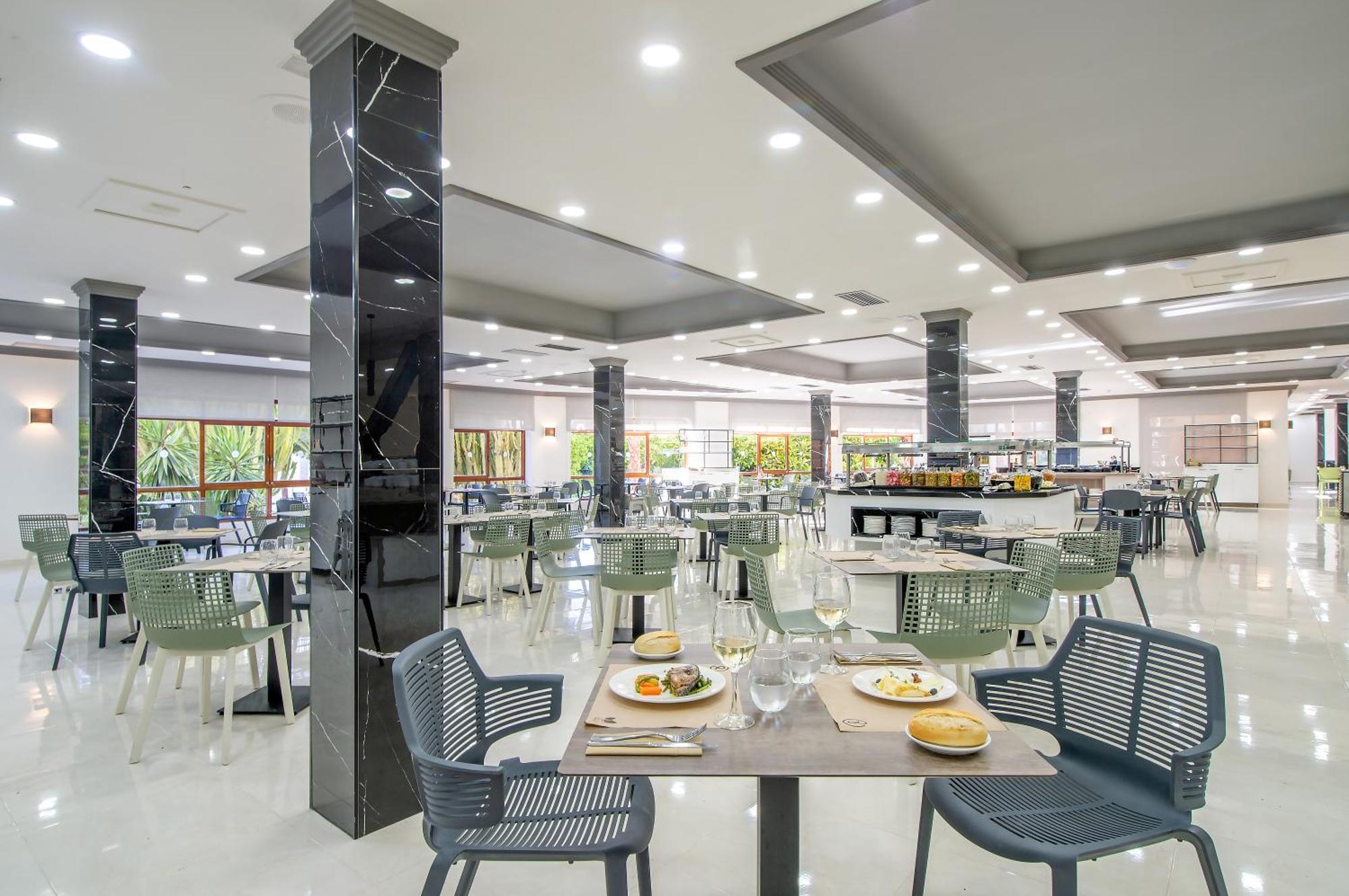 Hotel Benidorm East By Pierre & Vacances מראה חיצוני תמונה