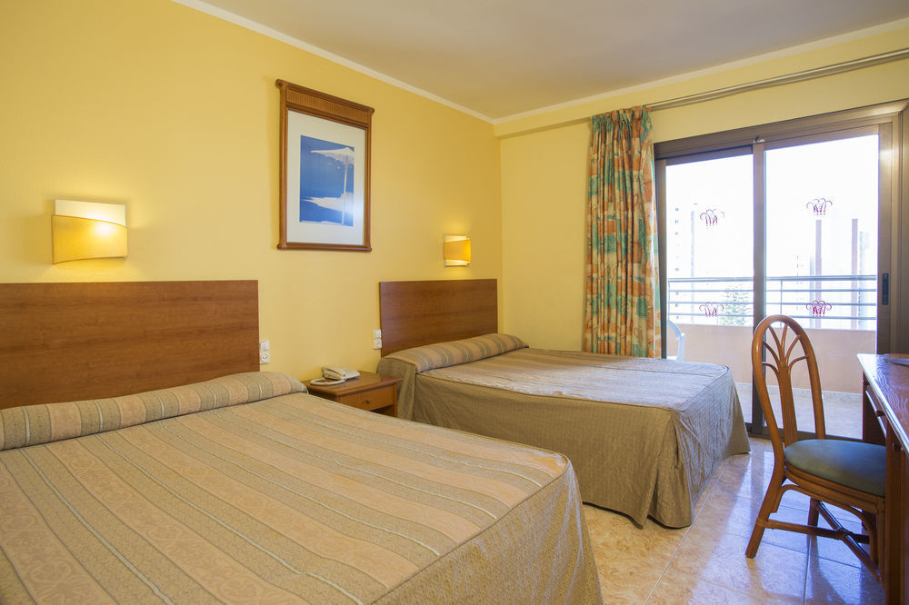 Hotel Benidorm East By Pierre & Vacances מראה חיצוני תמונה